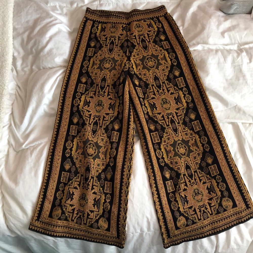 Zara pants size small